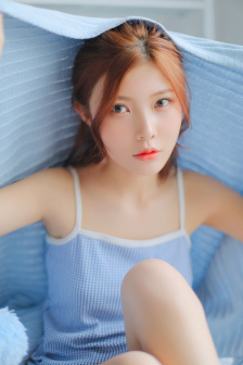 女女污的车车快的网站